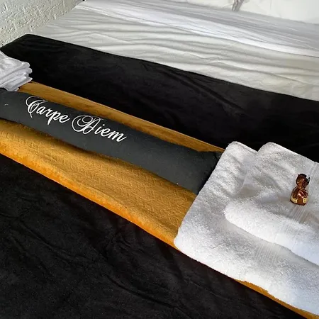 Sleepzzz Alojamento de Acomodação e Pequeno-almoço